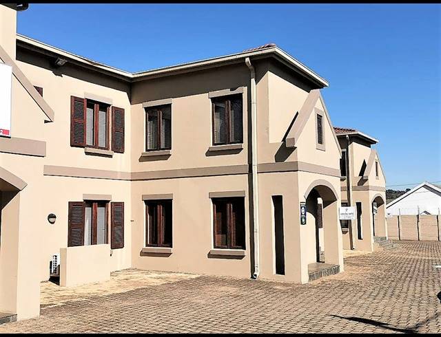 76M² BUSINESS TO LET IN CLUBVIEW